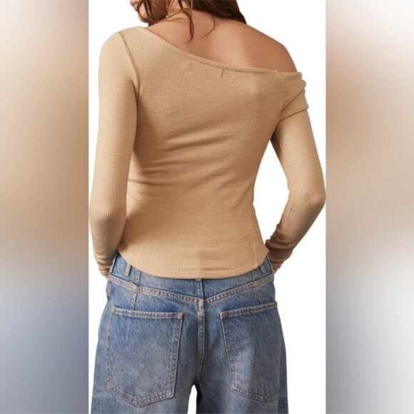 Only NEW with TAGS Free People Addie Layering Off the Shoulder Blouse LARGE - Picture 3 of 14